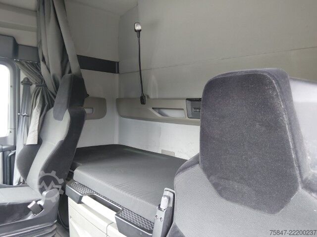 Tractora standard MAN TGX 18.470 BL Kipphydraulik Retarder Alu