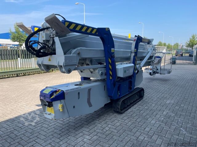 Leddelt teleskopisk arbejdsplatform Falcon Spider FS 330 Z