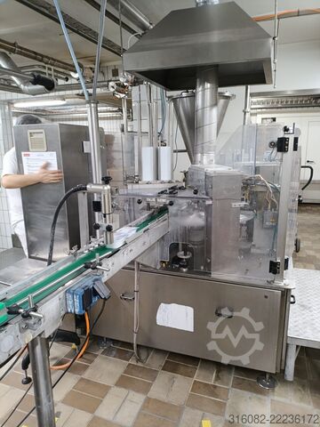 Línea de llenado Grunwald DOSOMAT 2/2 Becherfüllmaschine