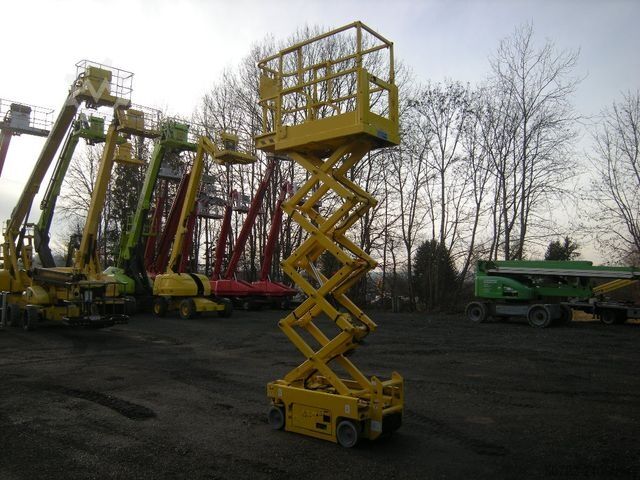 Arbeitsbühne GENIE GS 1330, Genie mit neuen Batterien, 5,9 m