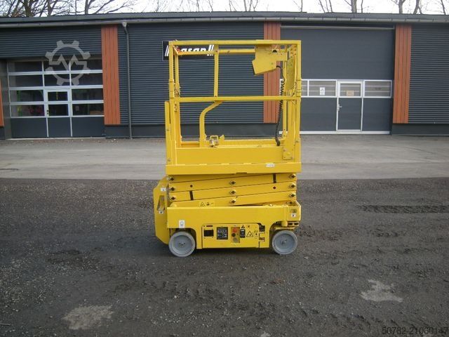 Arbeitsbühne GENIE GS 1330, Genie mit neuen Batterien, 5,9 m