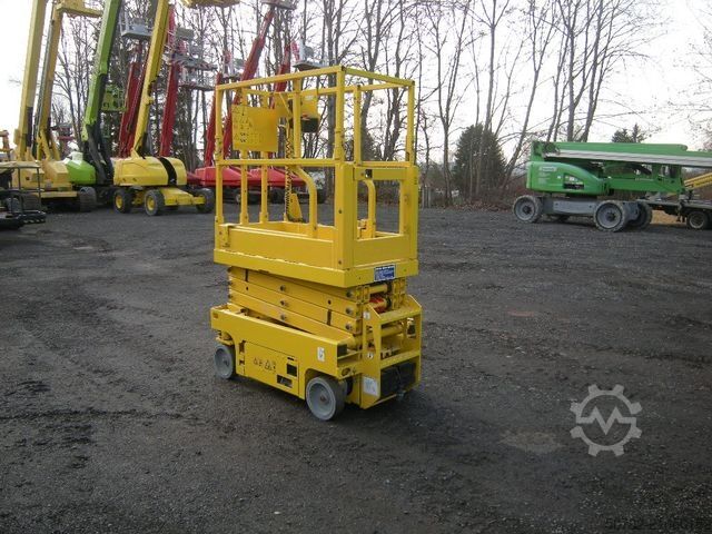 Arbeitsbühne GENIE GS 1330, Genie mit neuen Batterien, 5,9 m