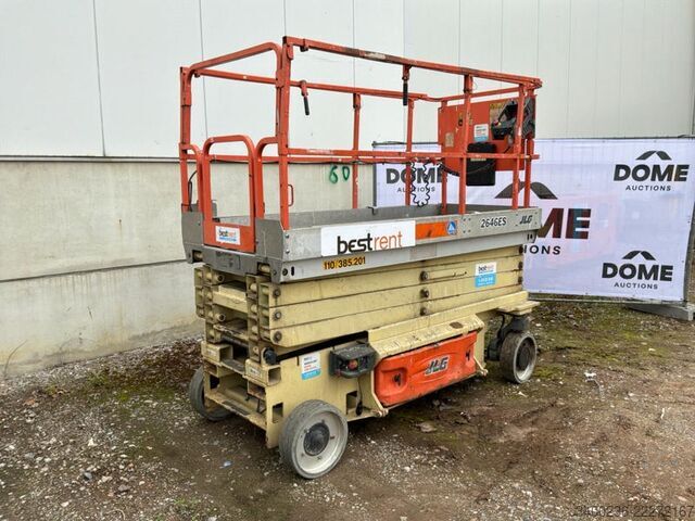 Plataforma elevadora JLG 2646ES