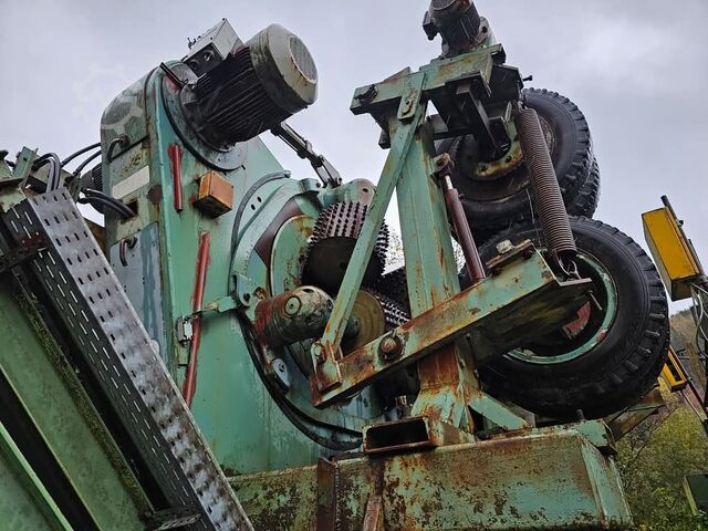 Ligne de tri des grumes HOLTEC CAMBIO BRUKS 