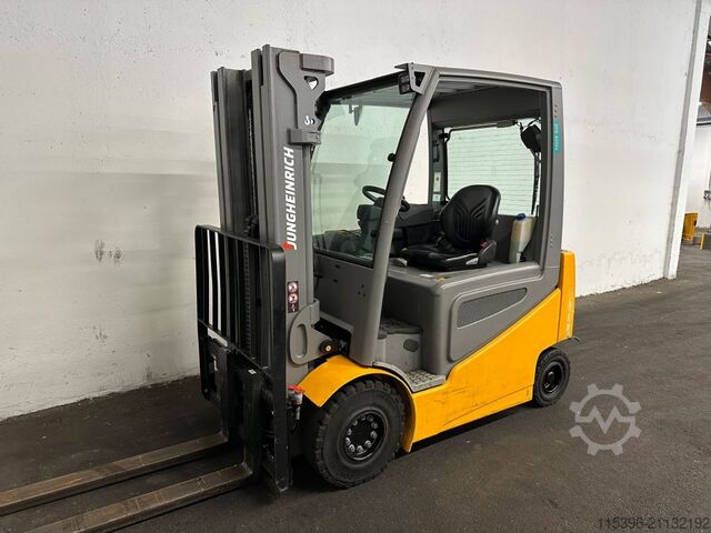 Electric 4-wheel forklift Jungheinrich EFG 425ks - TRIPLEX 4,4 m - CONTAINERVERSION !!!