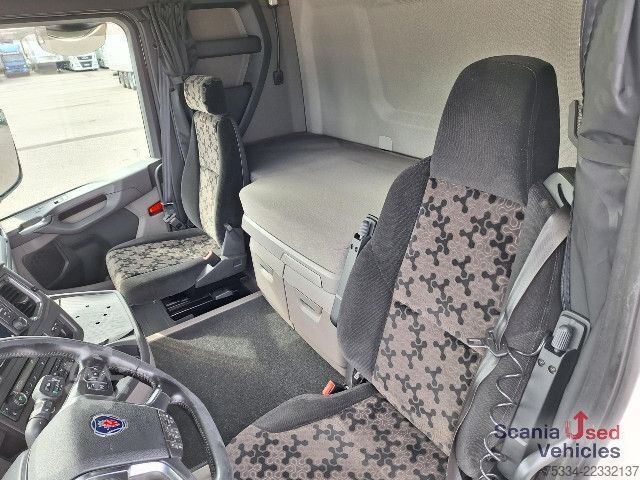 Samochód z wymienną zabudową Scania R 450 B6x2*4NB
