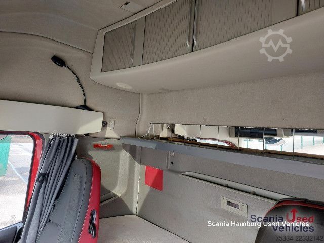 Standard tractor unit Volvo FH 500 6x2/4