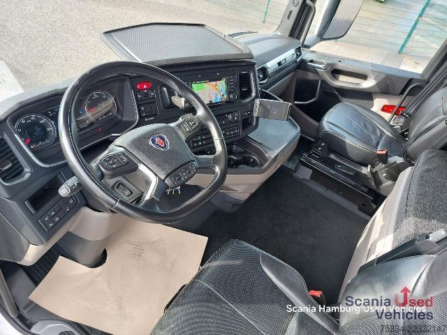 Standard tractor unit Scania S 460 A4x2NA
