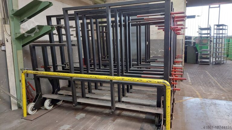 Verrijdbaar bordrek + 10 materiaalstandaards HEGLA KPL 32 M-BL