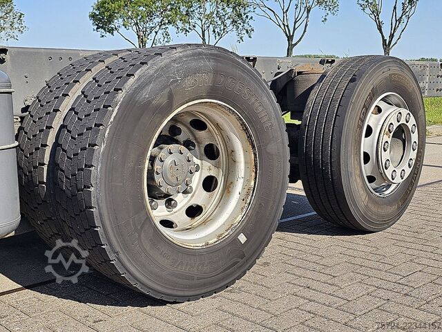 Kabinli şasi DAF XF 480 FAN 6X2 STEERAXLE