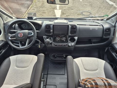 Halvintegreret autocamper Weinsberg CaraCompact 600 MEG EDITION [PEPPER] *2023*Lithium*AHK*Solar*MonoC*