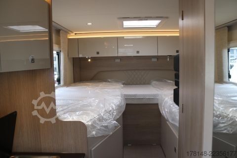 Przyczepa kempingowa/kamper Bürstner Lineo T 620 G