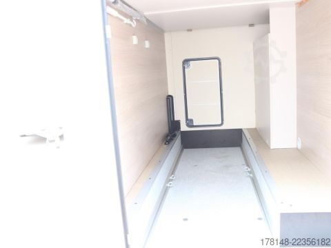 Przyczepa kempingowa/kamper Bürstner Lineo T 690 G