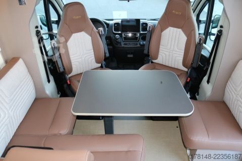 Przyczepa kempingowa/kamper Bürstner Lyseo TD 690 G Limited Edition