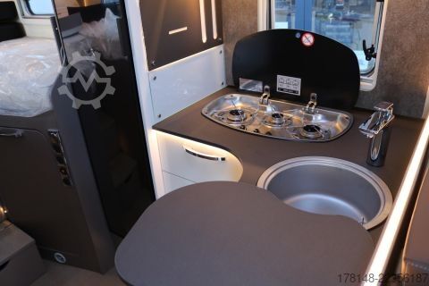 Przyczepa kempingowa/kamper Bürstner Lyseo TD 690 G Limited Edition