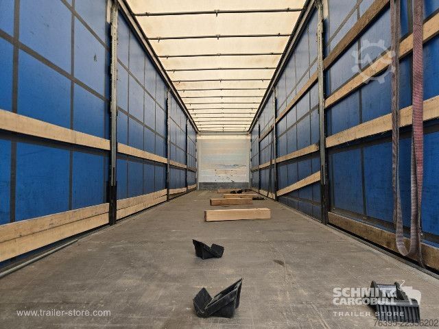 Semirimorchio con telone Schmitz Cargobull Semitrailer Curtainsider Standard