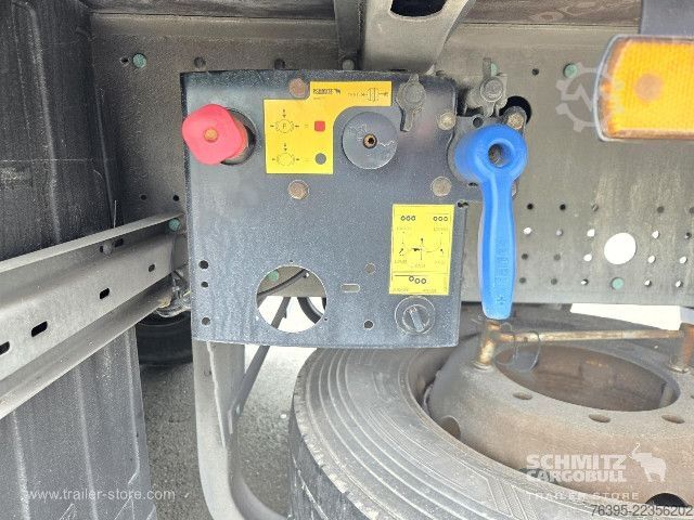 Semirimorchio con telone Schmitz Cargobull Semitrailer Curtainsider Standard