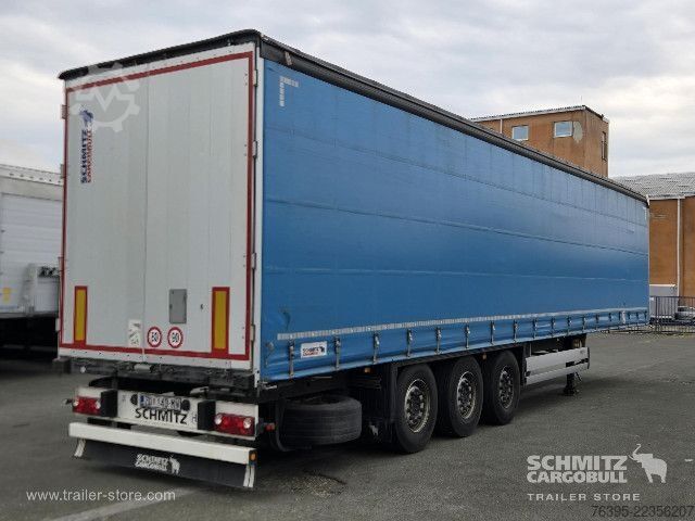 Semirimorchio con telone Schmitz Cargobull Semitrailer Curtainsider Standard