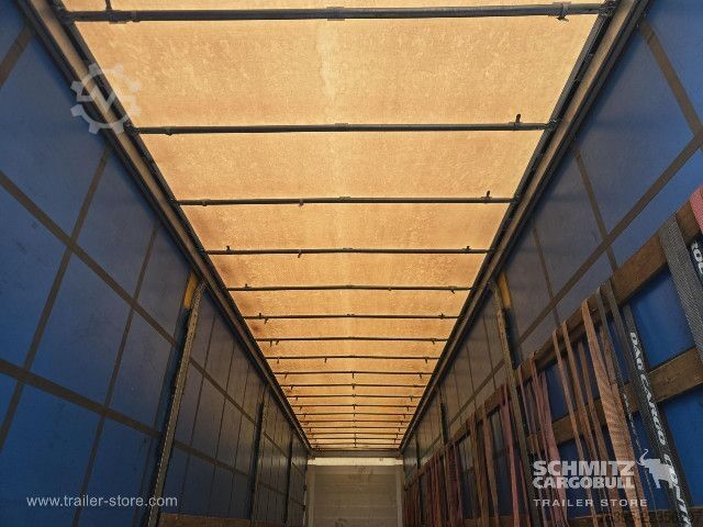 Semirimorchio con telone Schmitz Cargobull Semitrailer Curtainsider Standard