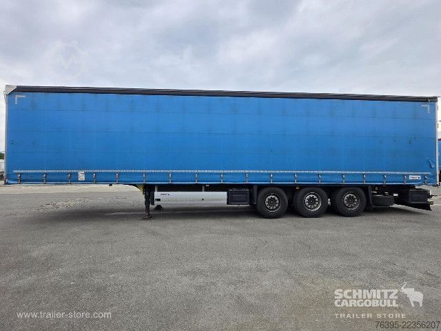 Semirimorchio con telone Schmitz Cargobull Semitrailer Curtainsider Standard