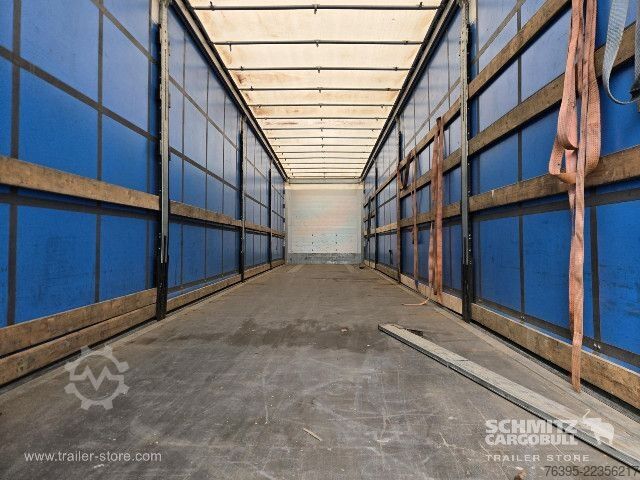 Semirimorchio con telone Schmitz Cargobull Semitrailer Curtainsider Standard