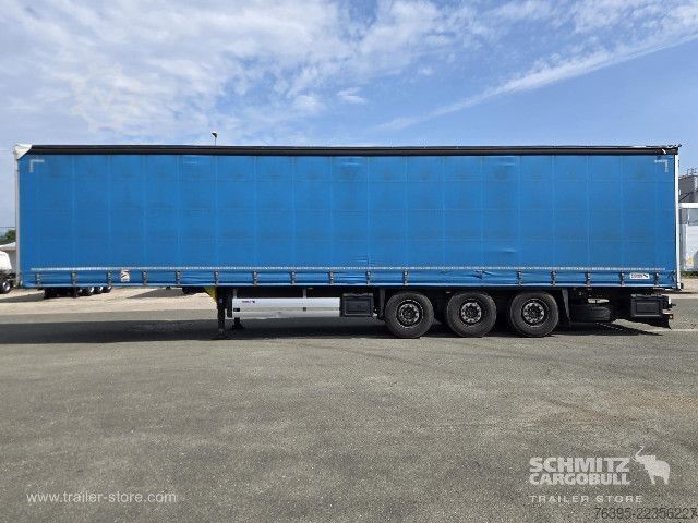 Semirimorchio con telone Schmitz Cargobull Semitrailer Curtainsider Standard