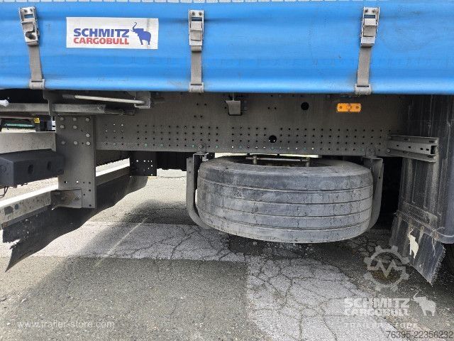 Semirimorchio con telone Schmitz Cargobull Semitrailer Curtainsider Standard