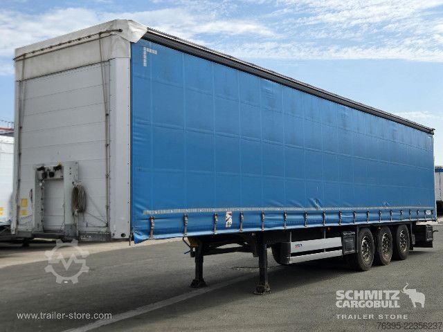 Semirimorchio con telone Schmitz Cargobull Semitrailer Curtainsider Standard