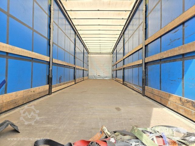 Semirimorchio con telone Schmitz Cargobull Semitrailer Curtainsider Standard