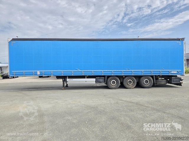 Semirimorchio con telone Schmitz Cargobull Semitrailer Curtainsider Standard