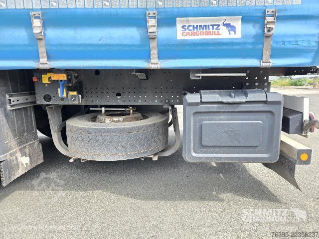 Semirimorchio con telone Schmitz Cargobull Semitrailer Curtainsider Standard