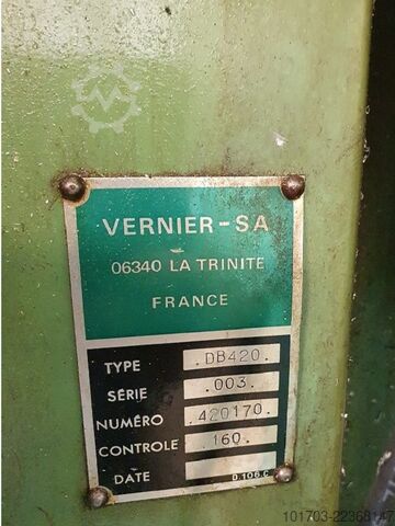 Mașină de frezat cu pat fix Vernier DB 420