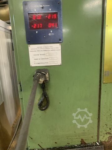 Mașină de frezat cu pat fix Correa A 25/25