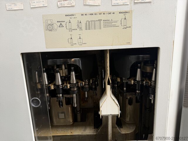 Centro de mecanizado universal Deckel Maho DMU 80 monoBLOCK