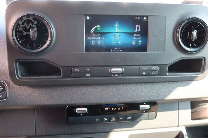 Koelwagen Mercedes-Benz Sprinter 317 Koel/Vries/Verwarmen met nachtaans...