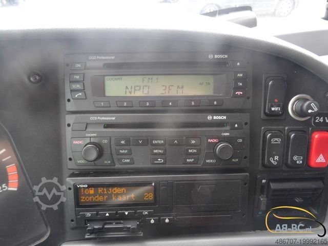 Motor coach MERCEDES-BENZ Tourismo RHD-M, 57 Sitze, Euro 6