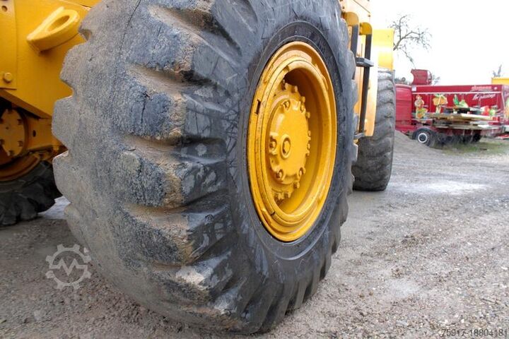 Wheel loader CAT 966 C