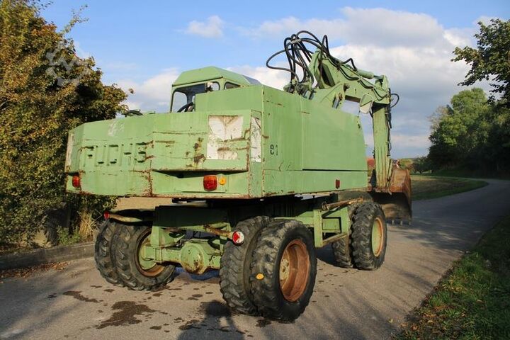 Mobiele graafmachine FUCHS 713, Verstellausleger, Allradantrieb