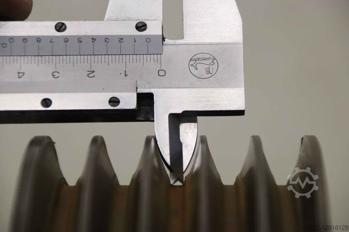 Τροχαλία ιμάντα 5 με αυλακώσεις Guss** SPA 200-5 (13 mm)