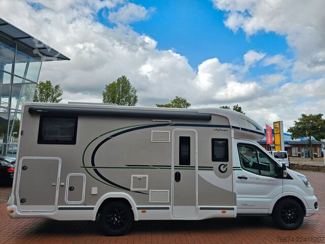Camper semintegrato CHAUSSON 777 GA Titanium Ultimate Hubbett Solar Markise