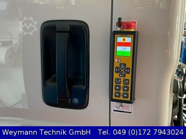 Andere ISUZU NMR Autom. Abrollkipper mit Funkfernbed.