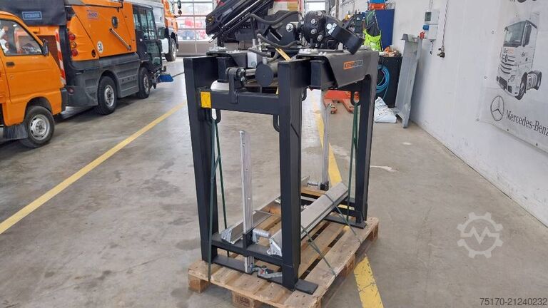 Truck-mounted crane Kinshofer Palettenzange / Zange KM 332 V - 1100 / NEU lagern