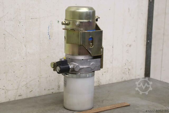 Hydraulikpumpe für Elektrostapler 24 V 2 kW Bosch Jungheinrich 0 542 015 145   EJE-KmS