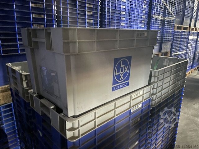 Roterende stapelcontainers ca. 60 stuks per pallet  