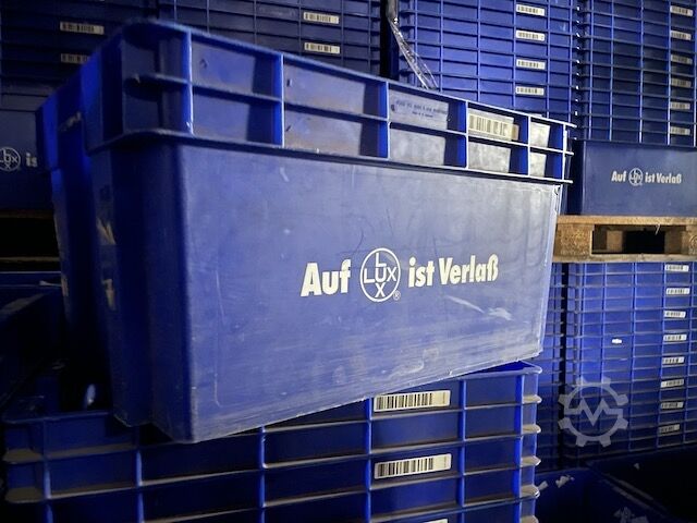 Roterende stapelcontainers ca. 60 stuks per pallet  