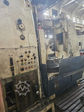 Fresadora de engranajes STANKOIMPORT 5K328A