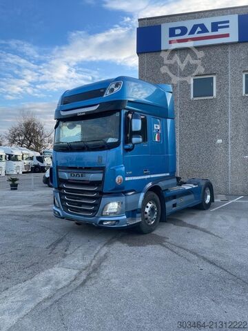 Standaard trekker DAF XF 530 FT con Presa di forza