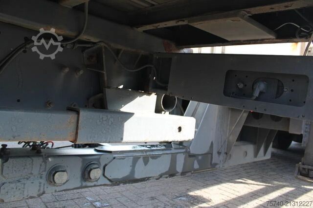 Skjutbar presenning Iveco Stralis 510 + EURO 6 + STEERING AXLE