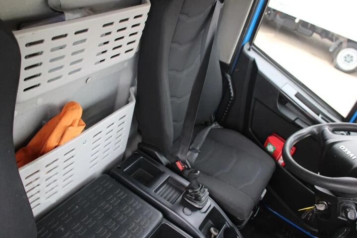 Kofer Iveco Eurocargo 120E21 + LIFT + EURO 6 + 2 PIECES IN ...