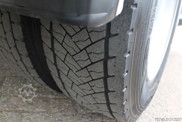 Kuffert Iveco Eurocargo 120E21 + LIFT + EURO 6 + 2 PIECES IN ...
